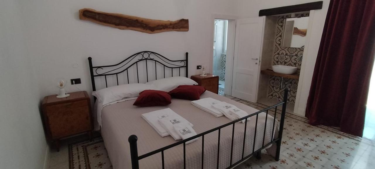 Le Scale Di Pietra Bed and Breakfast Conversano Eksteriør billede